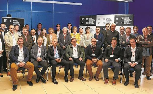 Responsables empresariales y de instituciones han trabajado a lo largo de un año para poner en marcha la asociación Basque PrecisionTechnology District.