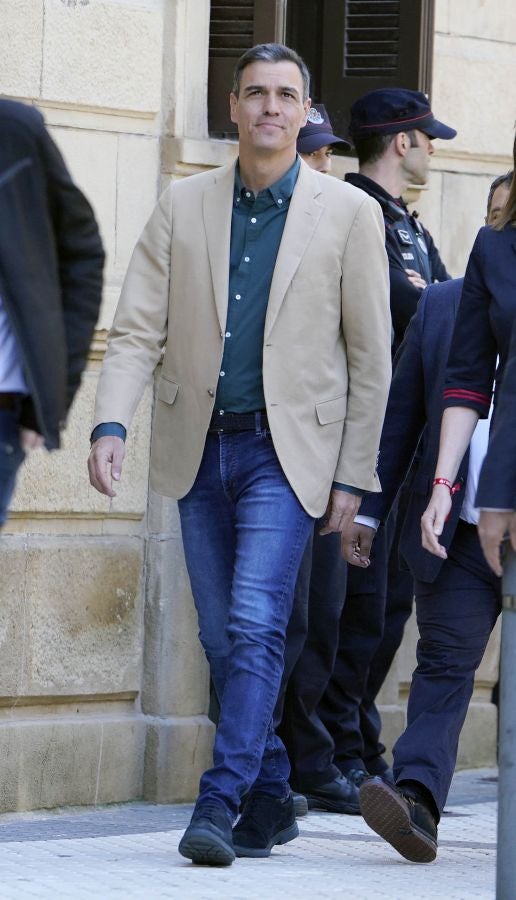 Sánchez ha participado en un acto electoral en San Sebastián junto con los candidatos a diputado general de Gipuzkoa, Denis Itxaso, y a la Alcaldía de la capital guipuzcoana, Ernesto Gasco,