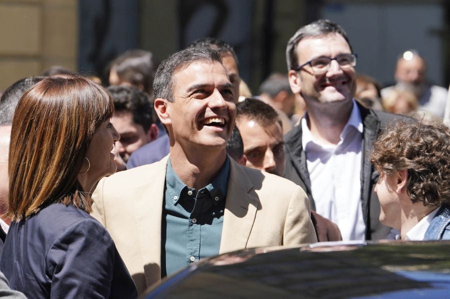 Sánchez ha participado en un acto electoral en San Sebastián junto con los candidatos a diputado general de Gipuzkoa, Denis Itxaso, y a la Alcaldía de la capital guipuzcoana, Ernesto Gasco,