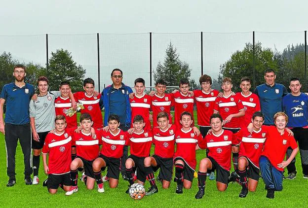 EL PRIMERA INFANTIL B DEL  CD URKI, A LA FINAL