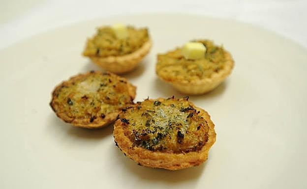 Tartaleta de txangurro, una de las especialidades del Ganbara. 