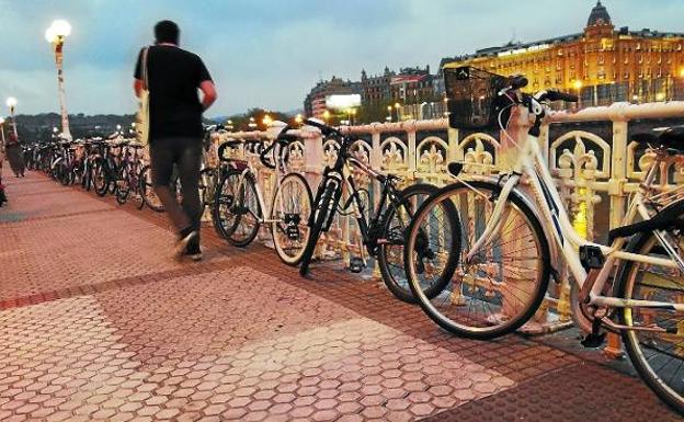 Donostia, ejemplo del uso saludable de la bici