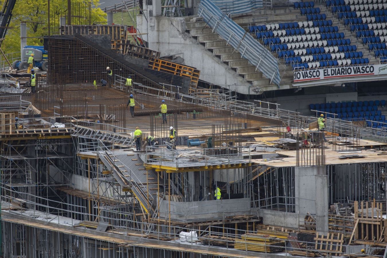 Fotos: Sin fútbol, las obras de Anoeta aceleran
