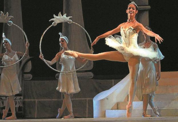 La Cenicienta' es un ballet que se disfruta muchísimo» | El Diario Vasco