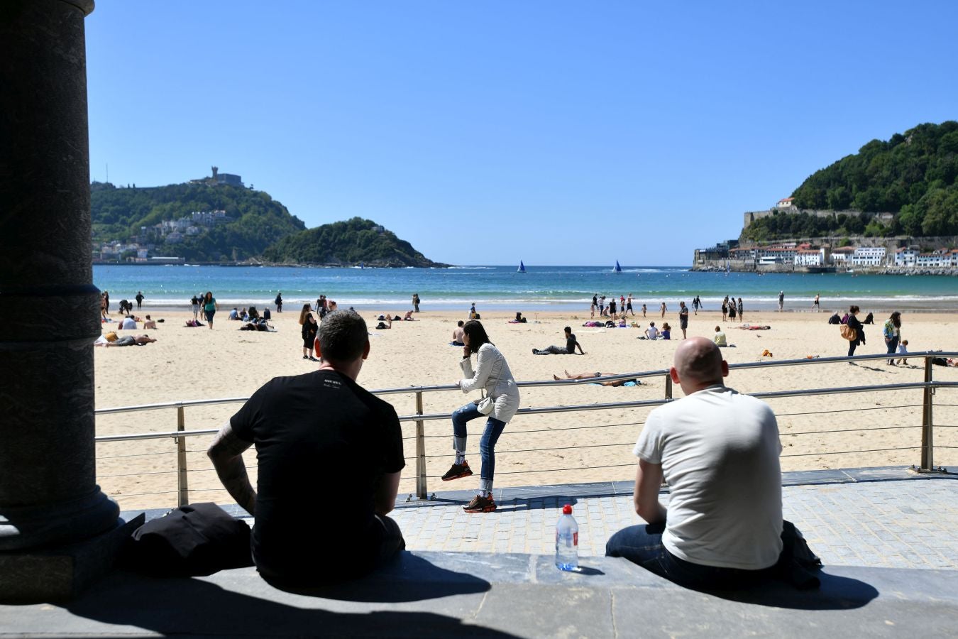 El sol luce en San Sebastián tras varias jornadas de lluvia