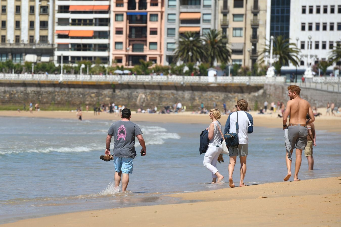 El sol luce en San Sebastián tras varias jornadas de lluvia
