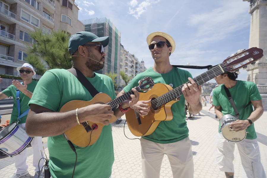 Basoka, el minifestival musical que todos los años se celebra entre los árboles del bosque de Miramón, se ha convertido en una de las citas ineludibles de Olatu Talka. Esta vez Basoka recupera su formato habitual con funciones con un marcado color folkie, 