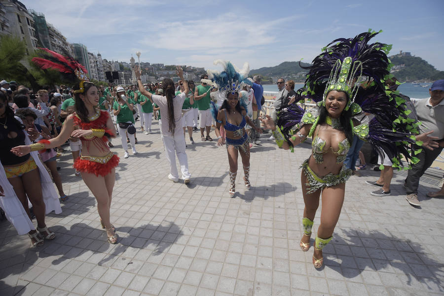 Basoka, el minifestival musical que todos los años se celebra entre los árboles del bosque de Miramón, se ha convertido en una de las citas ineludibles de Olatu Talka. Esta vez Basoka recupera su formato habitual con funciones con un marcado color folkie, 