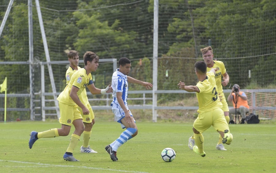 Los juveniles de la Real Sociedad han caído eliminados (4-1) en cuartos de final de la Copa del Rey frente al Villarreal en Zubieta. Los de Jon Mikel Arrieta no han podido completar la remontada. 