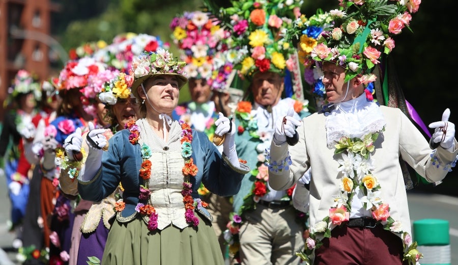 Deportes rurales, música y espectáculos han llenado las calles del municipio con buen ambiente y tradición.