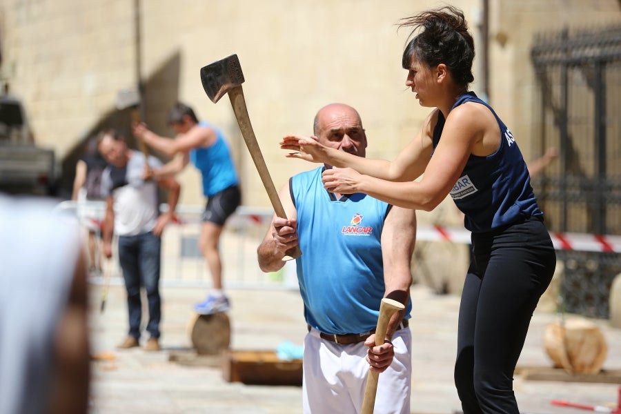 Deportes rurales, música y espectáculos han llenado las calles del municipio con buen ambiente y tradición.