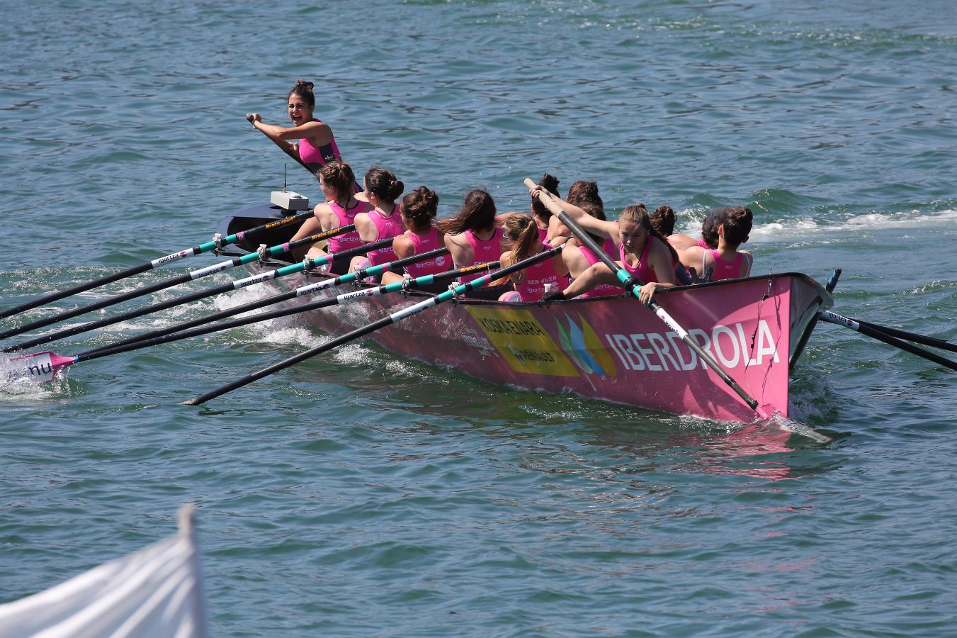 La 'Madalen' marca un tiempo de 11.04:44 y se consolida como líder de la segunda categoría femenina