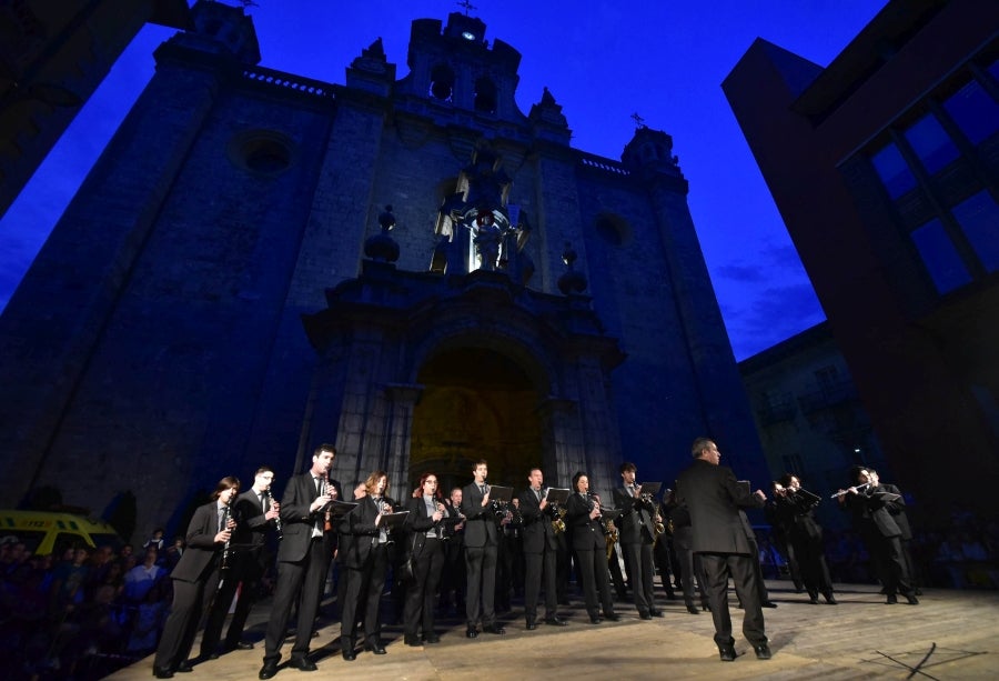 Fotos: Hoguera de San Juan en Tolosa, en imágenes