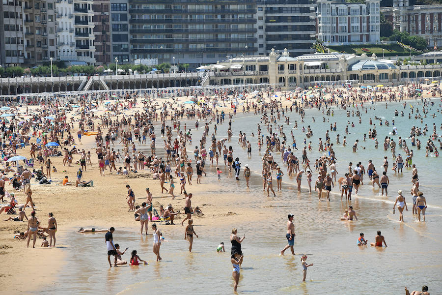 Fotos: La ola de calor en Gipuzkoa, en imáganes