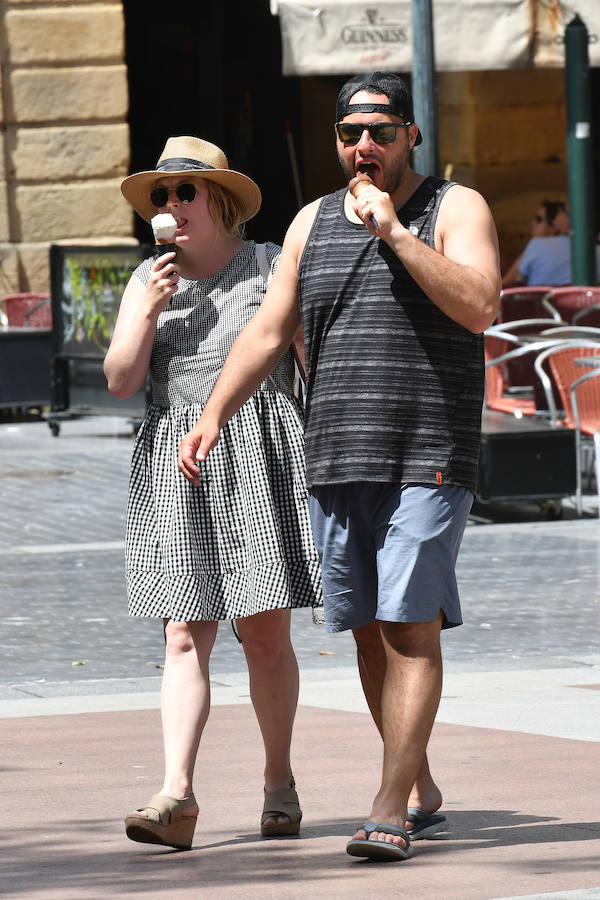 Fotos: La ola de calor en Gipuzkoa, en imáganes