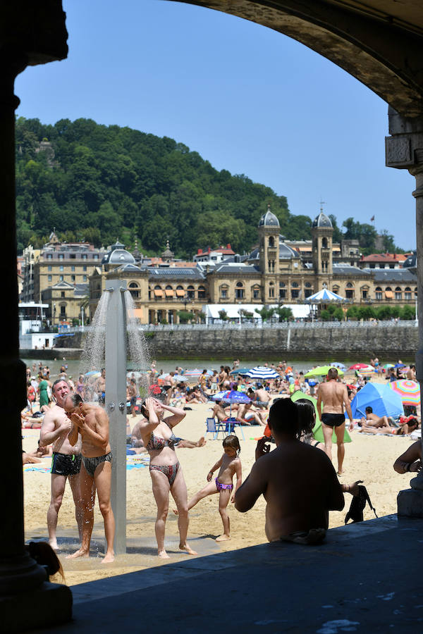 Fotos: La ola de calor en Gipuzkoa, en imáganes