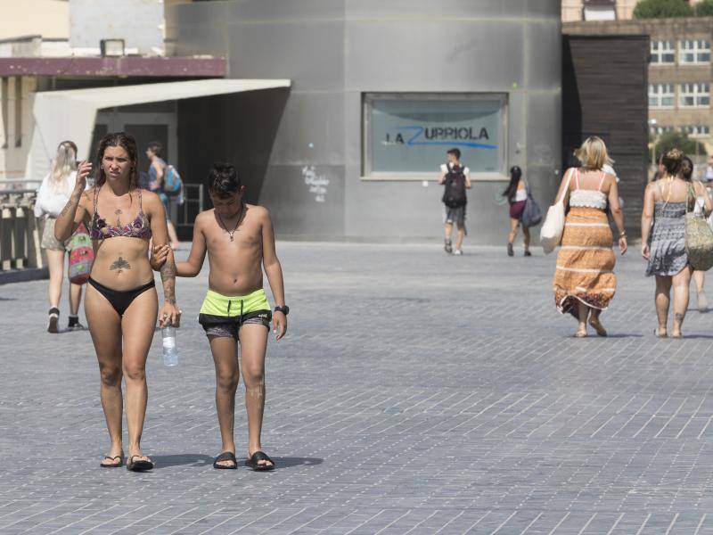Fotos: La ola de calor en Gipuzkoa, en imáganes