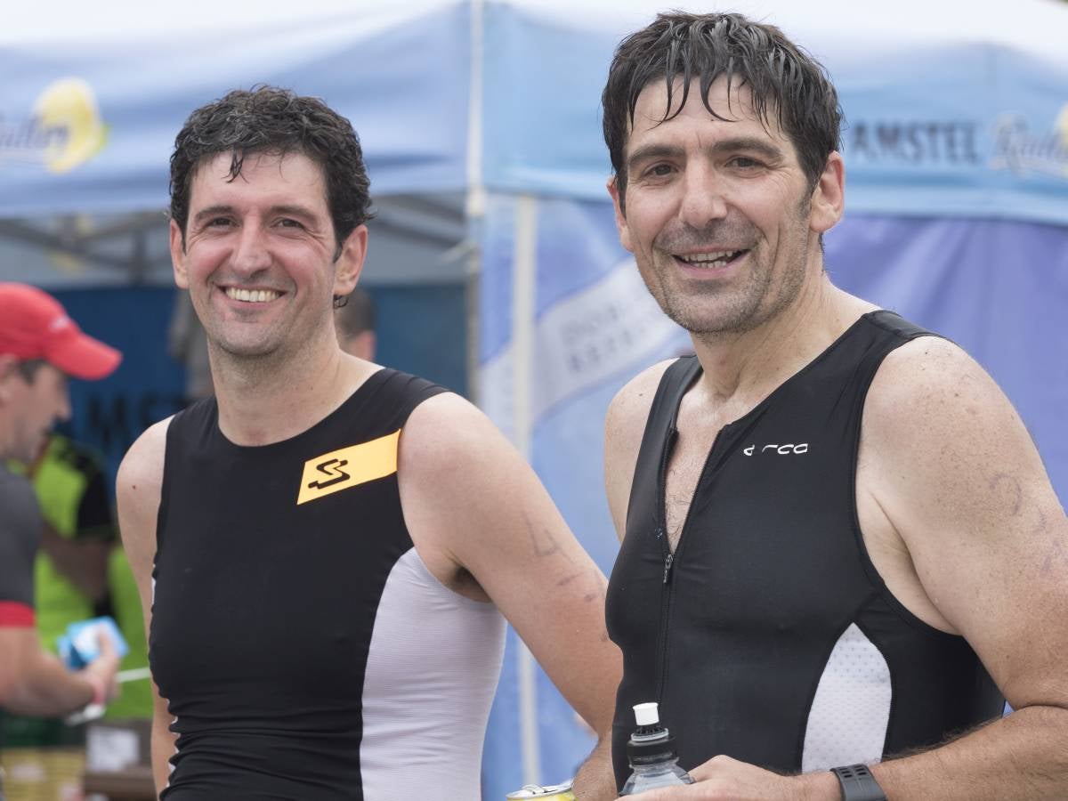 Más de 500 participantes han completado este triatlón donostiarra.