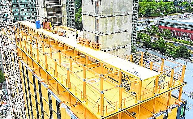 Los edificios de madera se comportan mejor frente al fuego que los de hierro y hormigón.