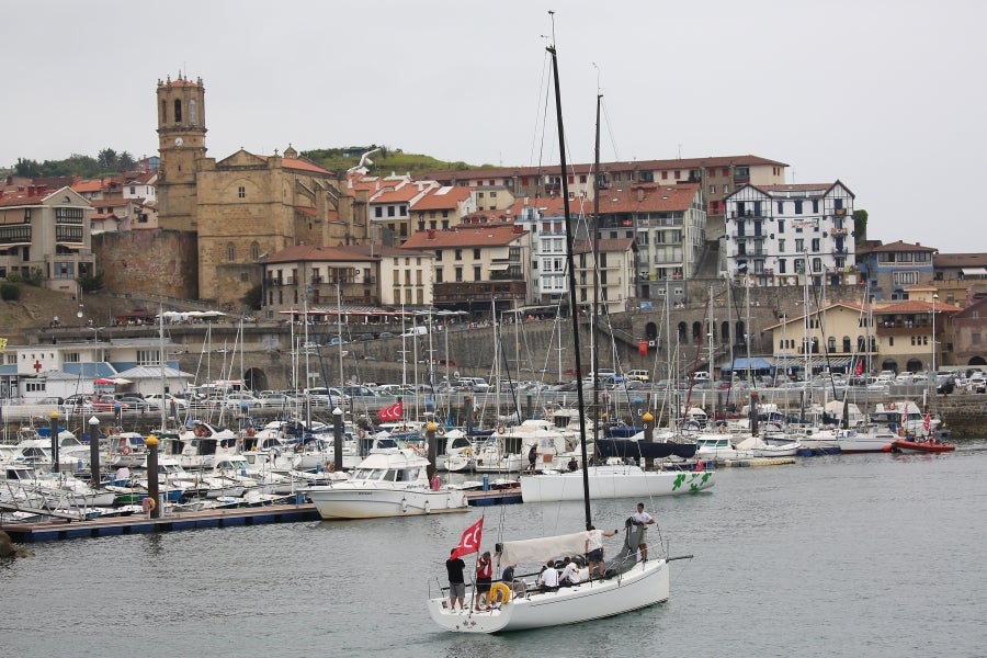 Desde Getxo hasta la localidad de Elcano: así ha sido el homenaje al marino vasco que dio la primera vuelta al mundo hace cinco siglos