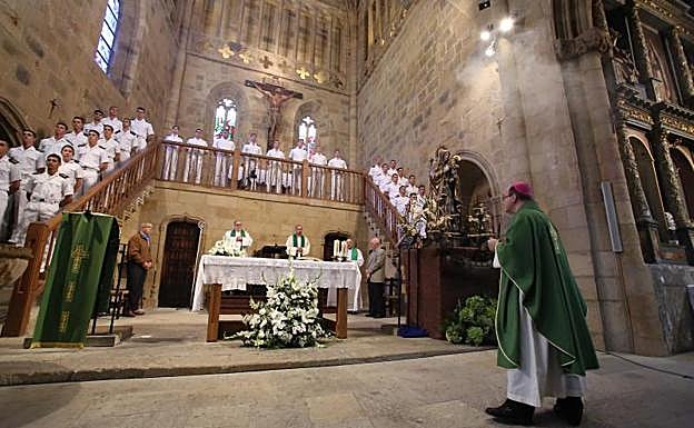 Misa en recuerdo de Elcano