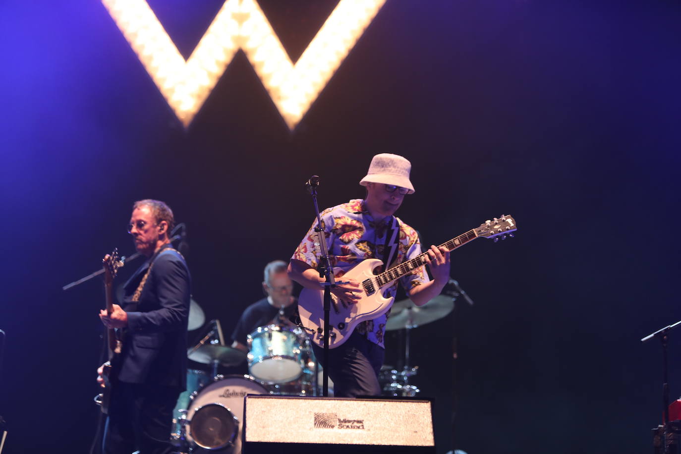 Fotos: Weezer, en la última jornada del BBK
