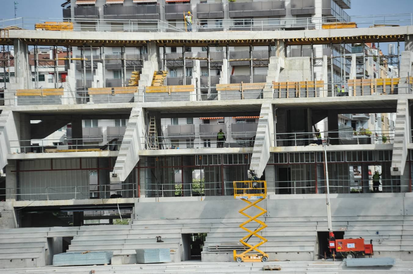 El campo de la Real Sociedad sigue tomando forma.