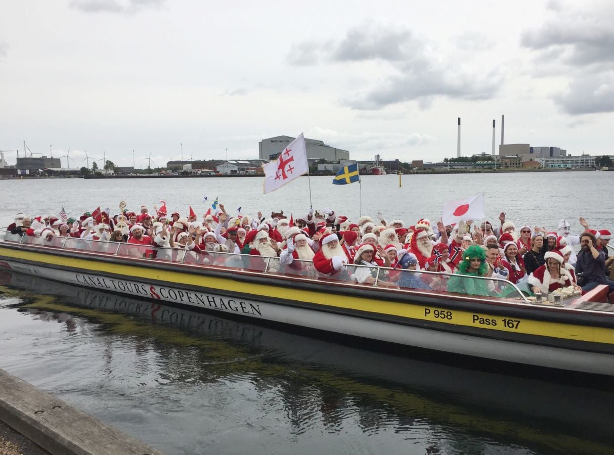 Fotos: ¿Papá Noel en verano?