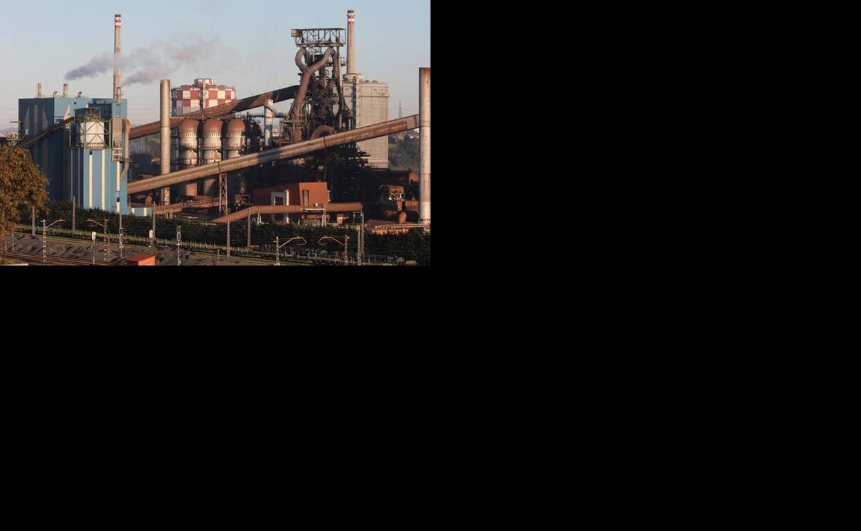 Instalaciones de ArcelorMittal en Gijón.