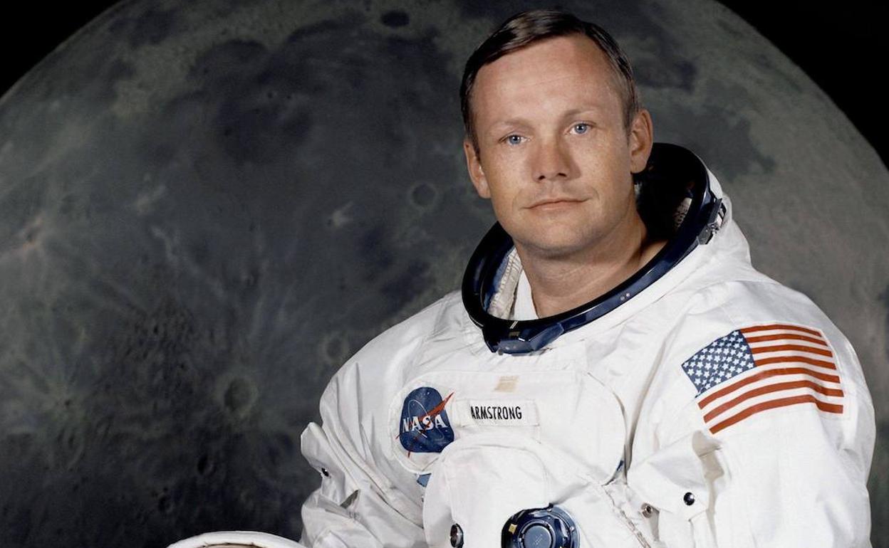Retrato oficial del astronauta Neil Armstrong, como comandante del Apolo 11. 