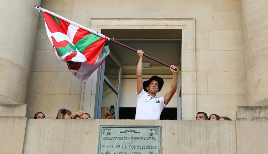 Fotos: Donostiarra celebra su victoria en Getxo