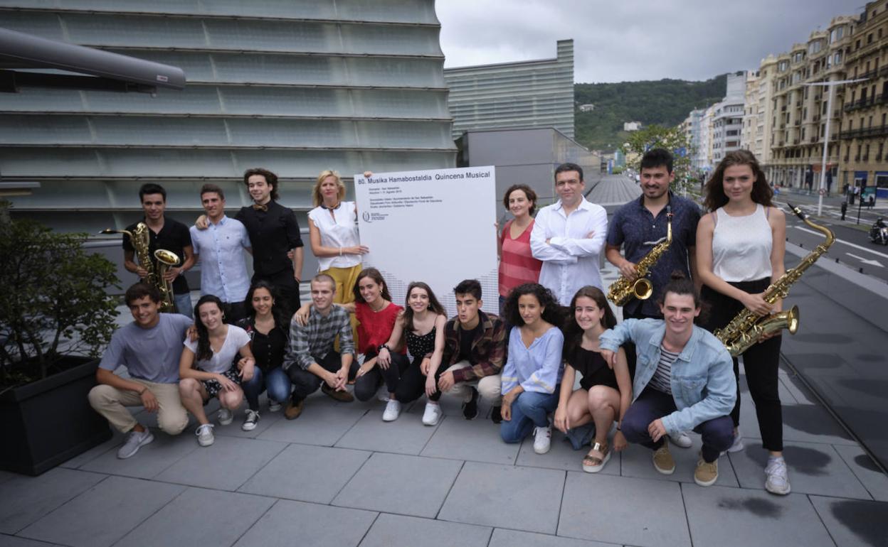 Presentación del concierto inaugural de la Quincena Musical. 