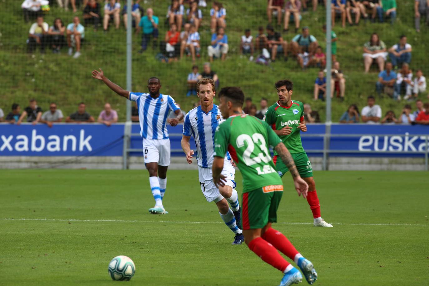 Fotos: Las imágenes del amistoso de prestemporada Real Sociedad-Alavés