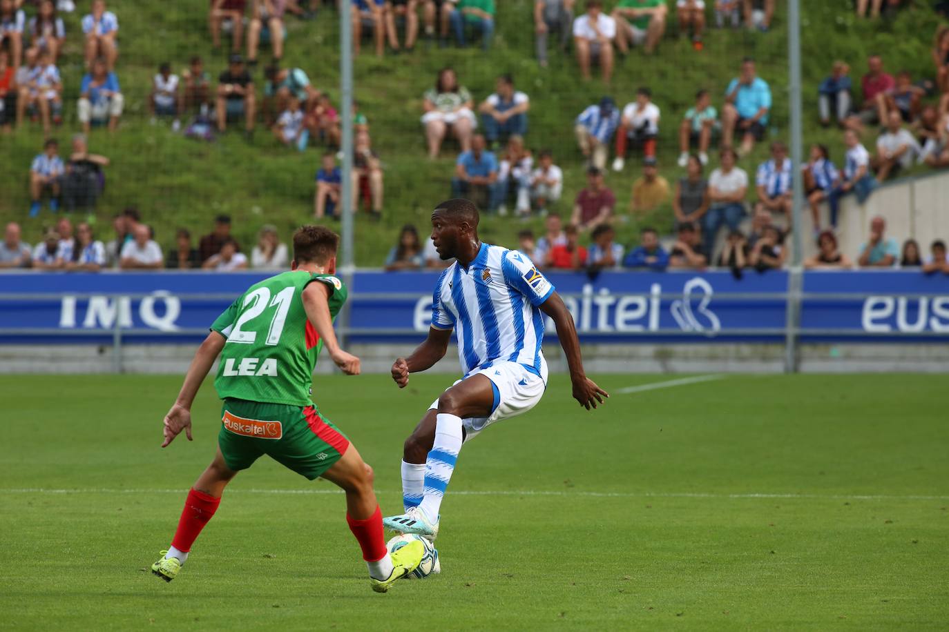 Fotos: Las imágenes del amistoso de prestemporada Real Sociedad-Alavés