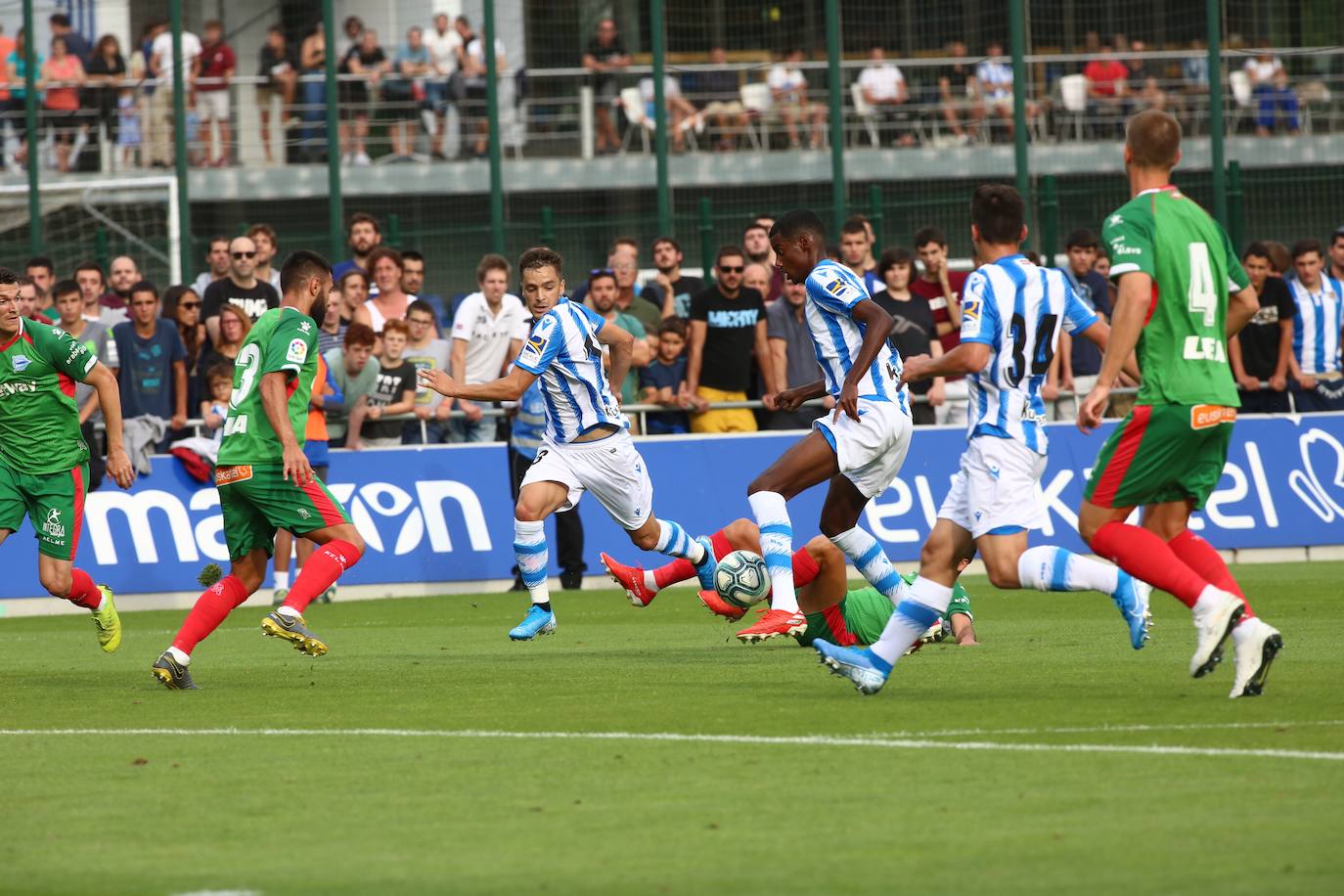 Fotos: Las imágenes del amistoso de prestemporada Real Sociedad-Alavés