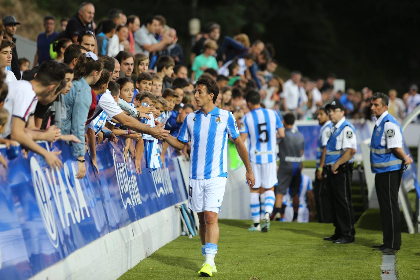 Fotos: Las imágenes del amistoso de prestemporada Real Sociedad-Alavés