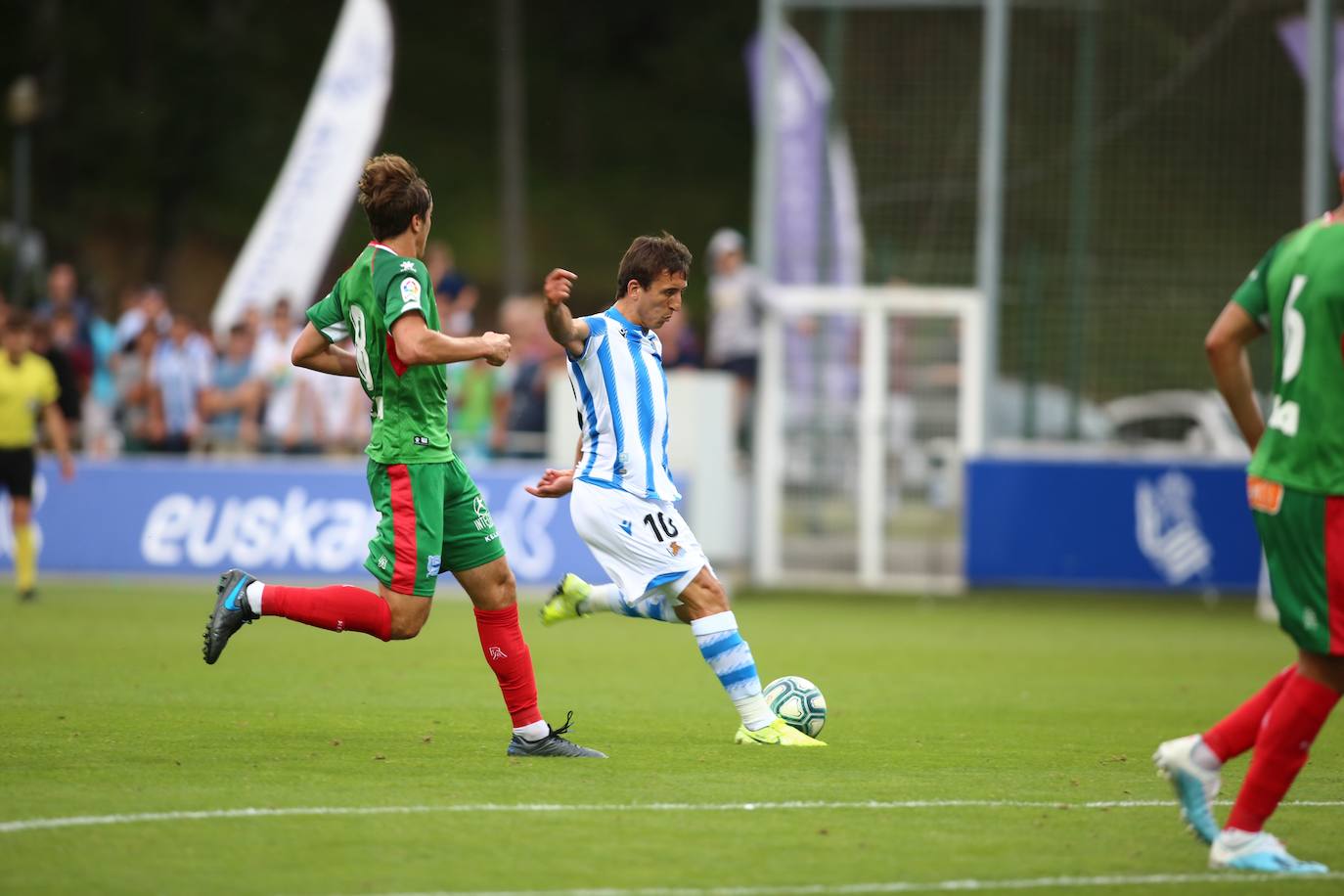 Fotos: Las imágenes del amistoso de prestemporada Real Sociedad-Alavés