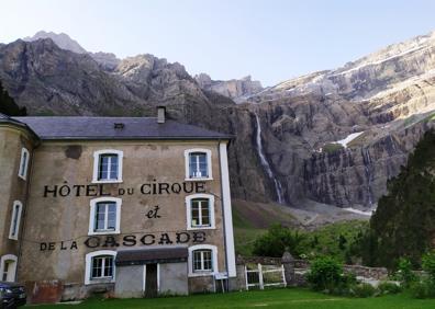 Imagen secundaria 1 - El circo de Gavarnie y el refugio de Espuguettes: ruta por dos de las joyas de los Pirineos franceses