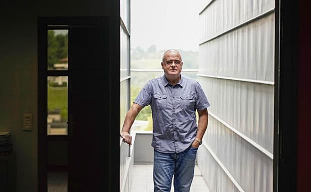 Joseba Egibar, presidente del Gipuzko Buru Batzar (GBB) del PNV, en la sede de la formación en Donostia. :