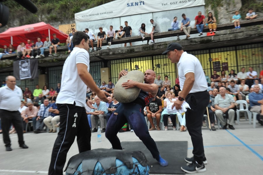 El zarauztarra logra su quinta victoria en la Trinidad con 15 alzadas. Los dos primeros de la pasada edición, Urra y Kortaberri, cerraron esta vez la clasificación.