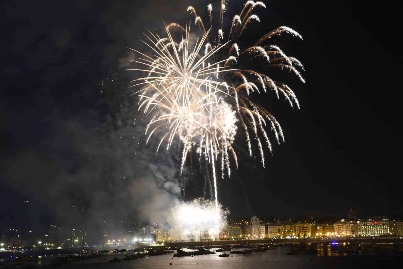 Fotos: Los fuegos de Vulcano convencieron