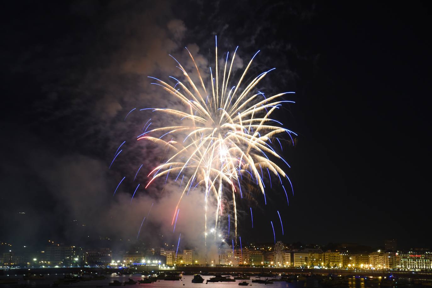 Fotos: Los fuegos de Vulcano convencieron