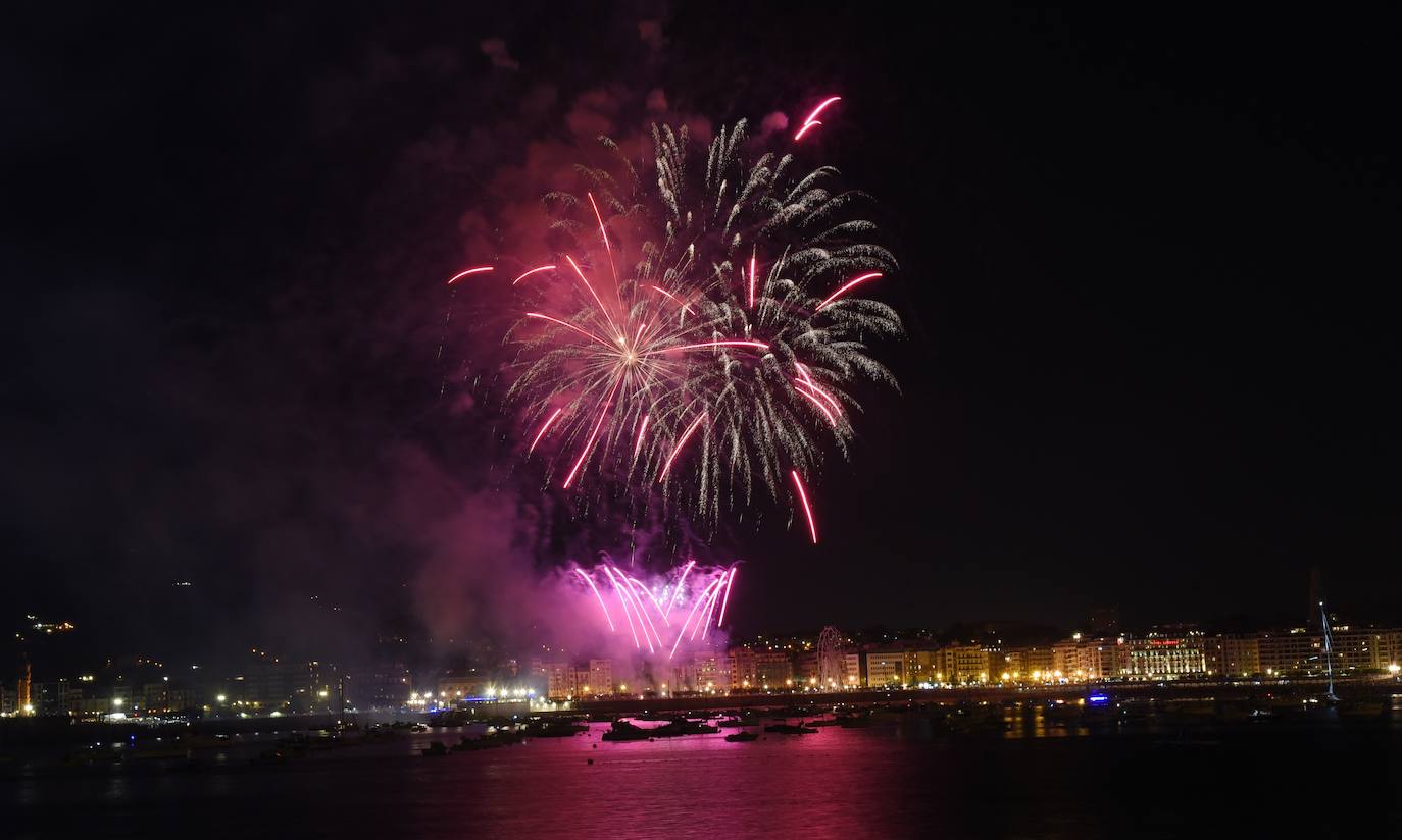 Fotos: Los fuegos de Vulcano convencieron