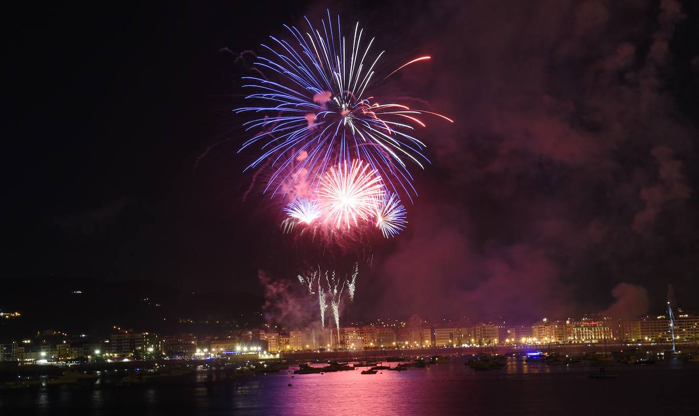 Fotos: Los fuegos de Vulcano convencieron