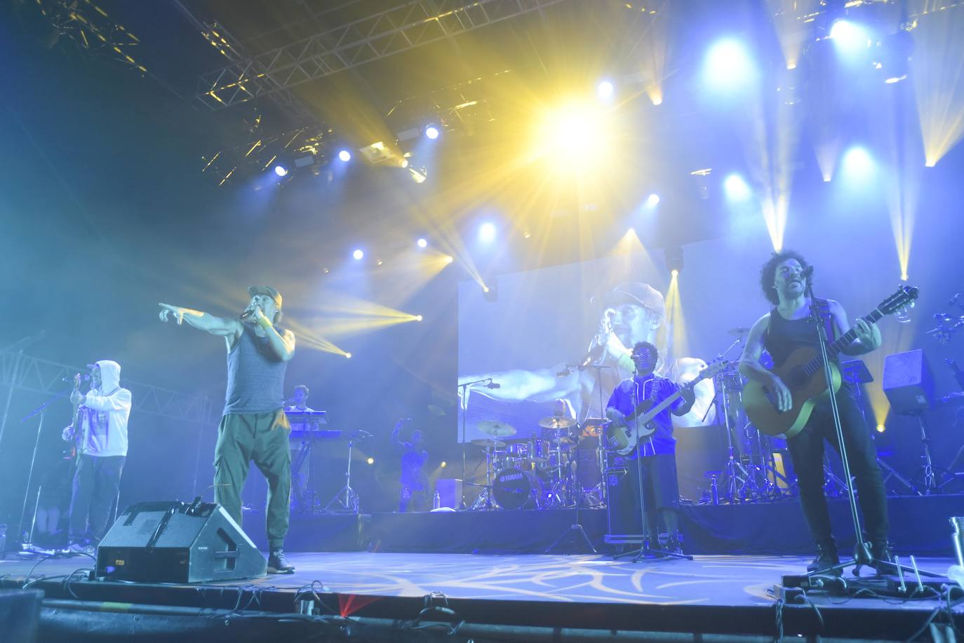 Fotos: Macaco cerró con éxito los conciertos de Sagüés