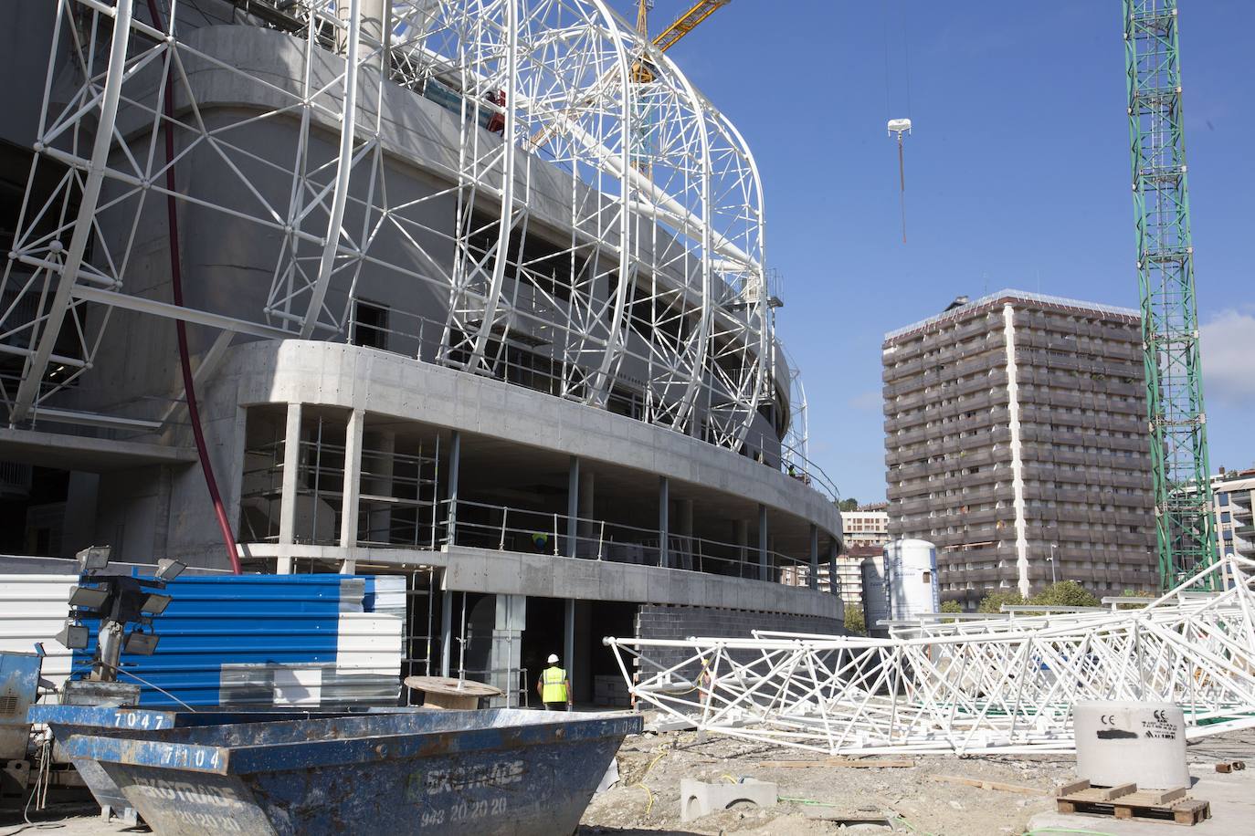Fotos: Los nuevos asientos llegan al estadio de Anoeta