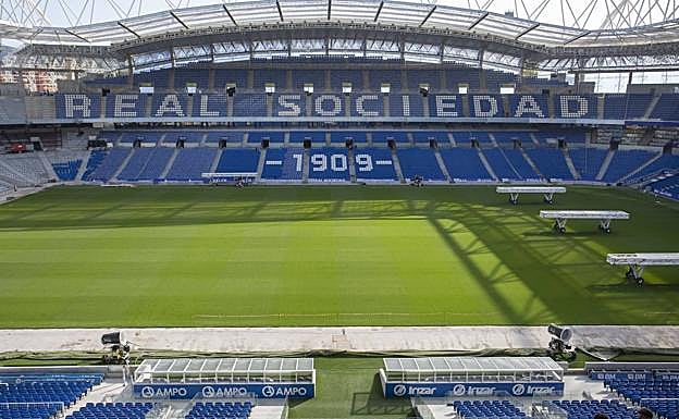 Avances en el interior del estadio de Anoeta. 