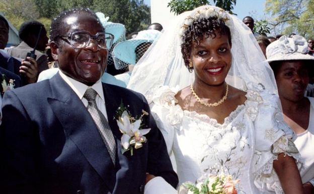 Imagen de la boda de Mugabe con Grace. 
