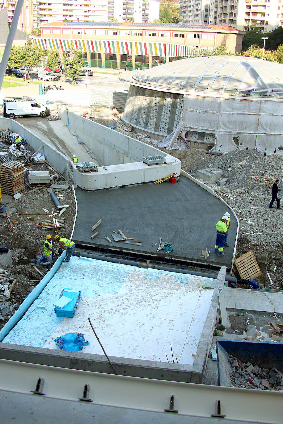 El estadio prácticamente está listo para acoger su estreno con todas las gradas completas en el Real Sociedad - Atlético de Madrid del próximo sábado 14
