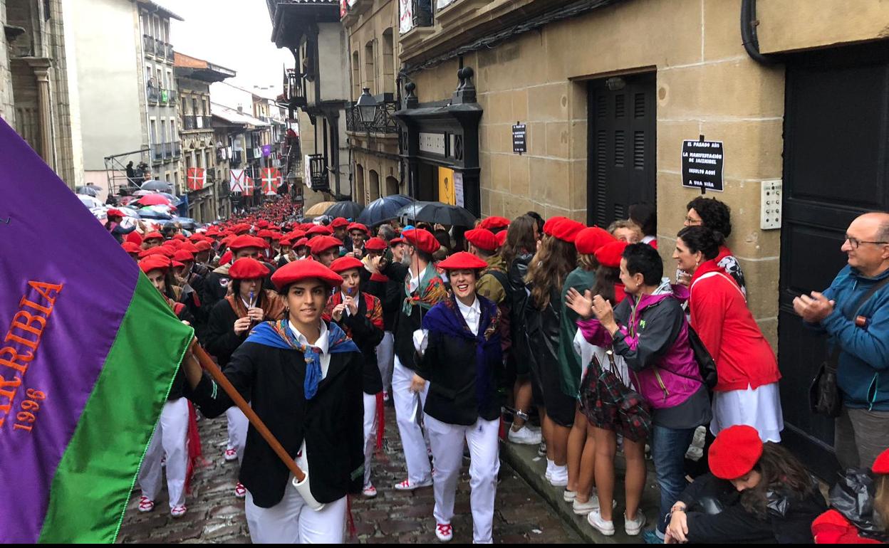 Así ha desfilado la compañía Jaizkibel